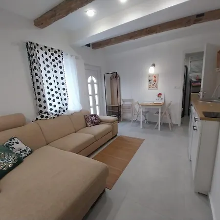 Kukoriq 2 Apartman Siklos Exterior photo